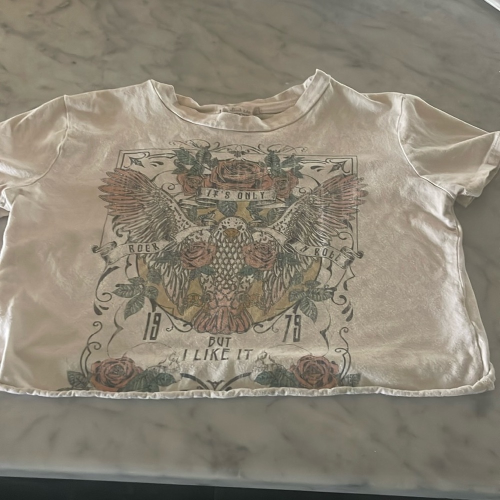 Cute graphic crop top